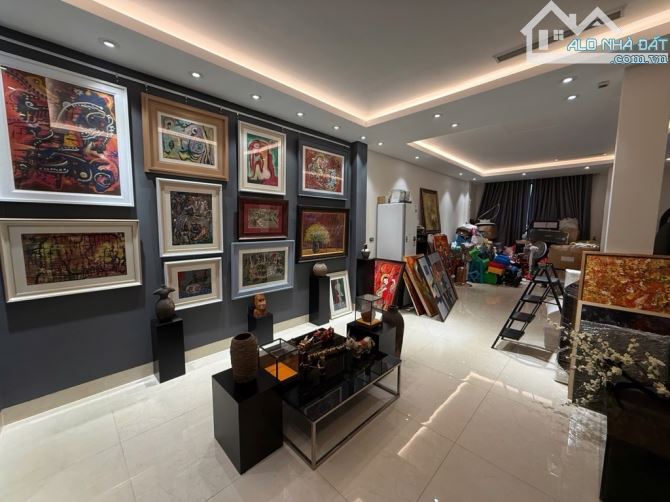 NHÀ ĐẸP KHU QUÂN ĐỘI LÝ NAM ĐẾ 50m, 7 tầng, mt 13.5m, giá thoả thuận.