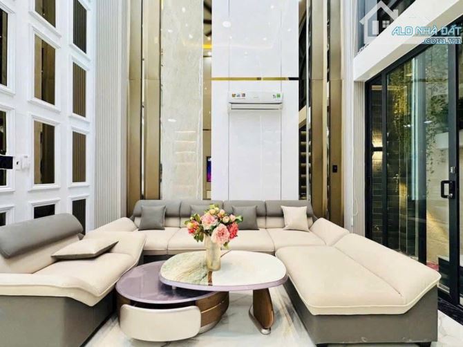 Bán Nhà Phố Tân Cổ Điển 4 Tầng, 110m2 Khu Dân Cư Vạn Phát Hưng, Hoàng Quốc Việt, Phú Mỹ,Q7