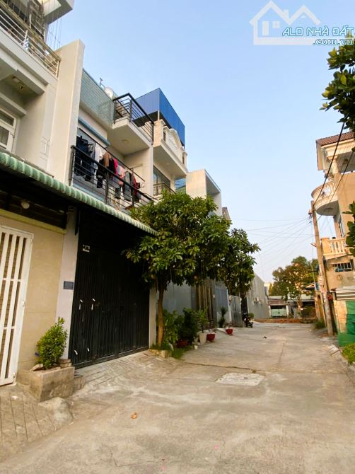 NHÀ 2 TẦNG ĐẸP-NGAY NGUYỄN DUY TRINH, LONG TRƯỜNG, Q9-56M²-HẺM XE HƠI-Ở NGAY-CHỈ 4.75TỶ