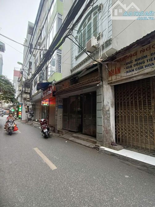 Người nhà tôi cần bán nhà Mặt Ngõ Giáp Bát, Kim Đồng 81m 5T Kinh Doanh chỉ 15 tỷ 4