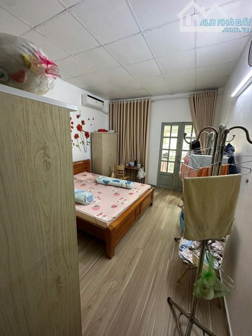 Hêm 8M thông Vườn Lài Tân Phú-2Tầng-40M2-Ngang gần 4M-Chỉ nhỉnh 5 Tỷ TL