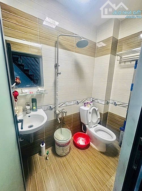 ✨ 1 Trệt 2 Lầu, HẺM NHỰA 6M KD NGAY CHỢ, 83M2 (Ngang 5M HIẾM/ NỞ HẬU x Dài 16.5M) - 7,8 TỶ - 10