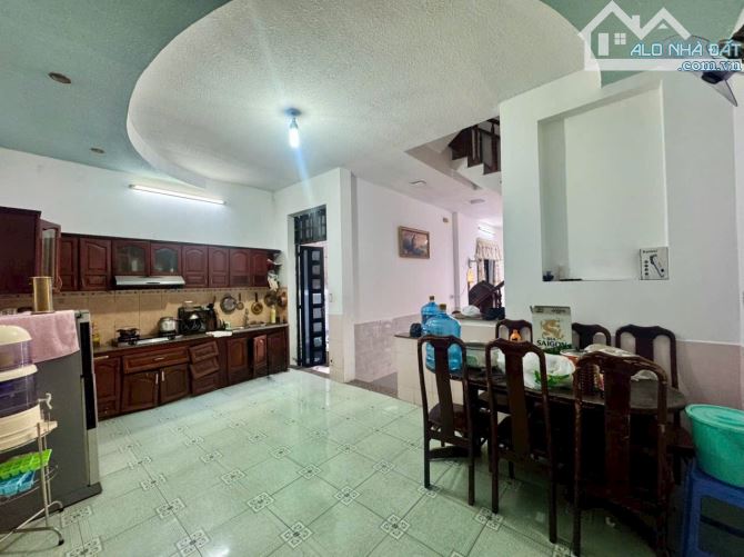 Cần bán gấp biệt thự - sân vườn - diện tích khủng -123m2 chỉ 8tỷ6 - 11