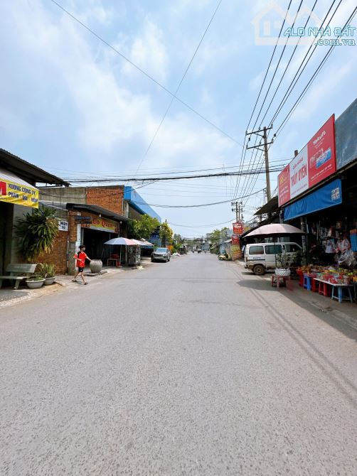 Bán nhà mặt tiền chợ thánh tâm 374m2 giá tốt kinh doanh sầm uất quá rẻ ạ - 1