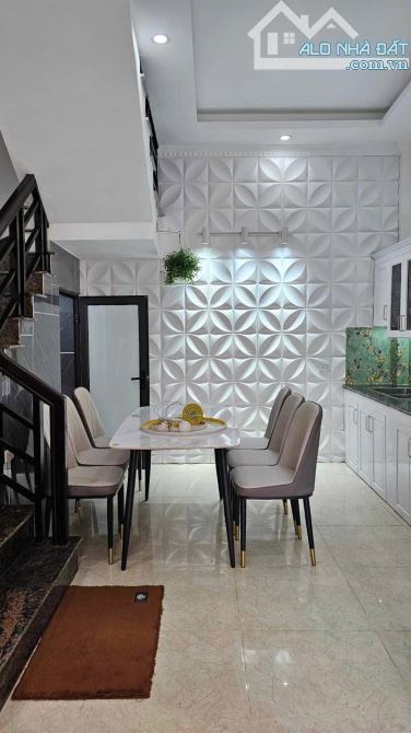 Bán nhà 3 tầng xây mới Nguyễn khuyến - 1