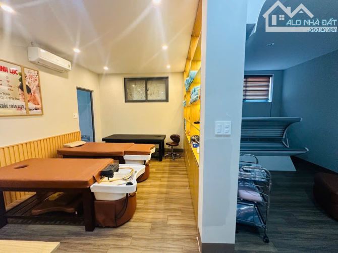 CC BÁN NHÀ 4 TẦNG DT KHỦNG 326M2 ĐANG KINH DOANH SPA ĐƯỜNG PHẠM NHƯ XƯƠNG CHỈ 16 TỶ - 1