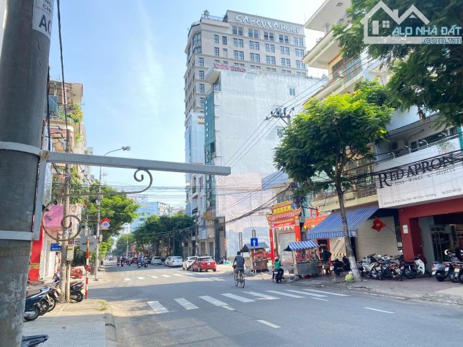 👉Bán Nhà 3Tầng Lô Góc Đường Núi Thành và Trịnh Công Sơn - Quận Hải Châu-Gía 14Tỷ - 1