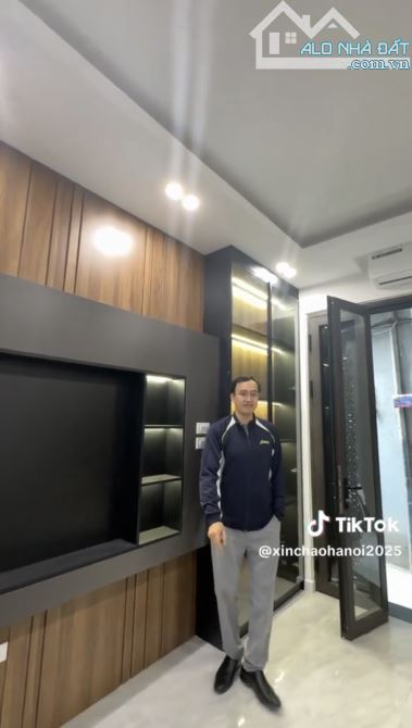 Siêu phẩm Nguyễn Viết Xuân sát vách Ngô Thì Nhậm hơn 30m2 5 tầng 2 thoáng chỉ 8,3 tỷ - 1