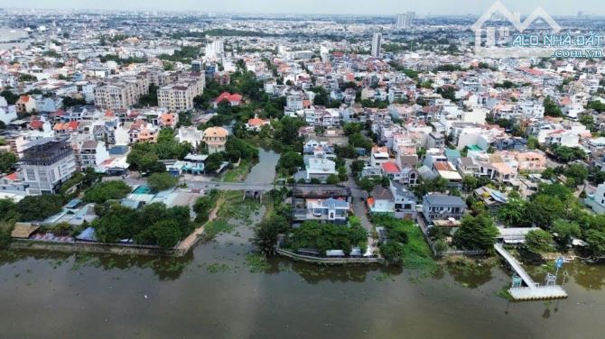 Biệt Thự Góc 2 mặt tiền Đường Số 10 - ngay GiGa Mall, View sông Sài Gòn, 26x26m, Chỉ 77 Tỷ - 1