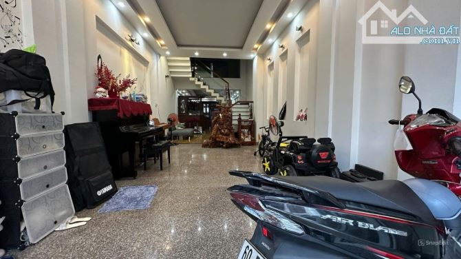 Bán nhà 3 lầu trục đường lớn trung tâm P.Thống Nhất, Biên Hòa, 72m2, giá 7 tỷ 950. - 1