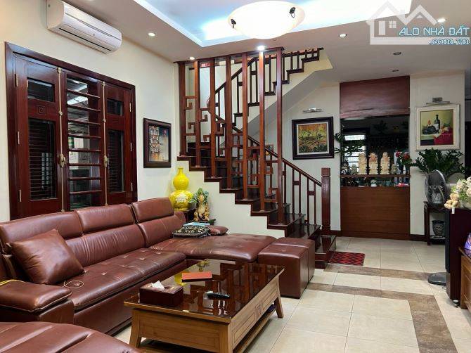 Bán Biệt Thự Đơn Lập KĐT Pháp Vân, View Vườn Hoa, Ao Cá, gần 300m2 195tr/m2. - 1