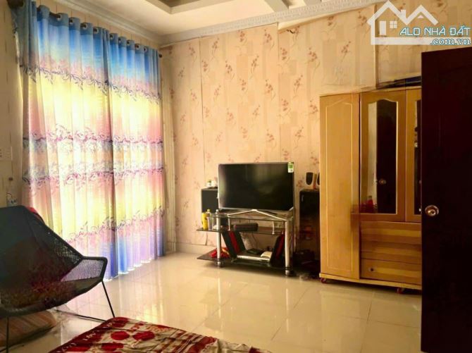CƠ HỘI SỞ HỮU NHÀ 2 TẦNG HẺM Ô TÔ - QUẬN 2, GẦN BỆNH VIỆN LÊ VĂN THỊNH - 1