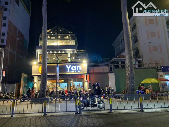 Bán nhà Q3  MT Nguyễn Thị Minh Khai, Phường 2, Q.3. DT 22*37m, 700m2 Giá 420 tỷ - 1