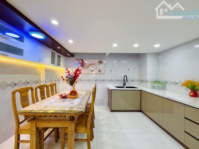 LÊN SÓNG CĂN NHÀ PHỐ XINH XINH - 1
