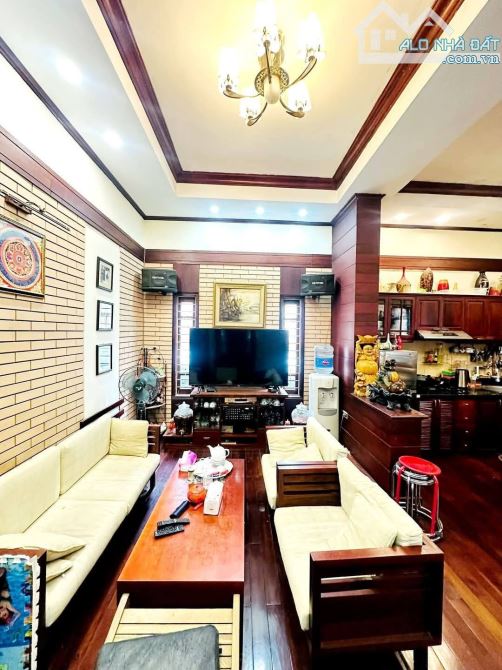 Bán nhà Nguyễn Trãi 71m 4 tầng mặt tiền 5.8m lô góc giá 10.5 tỷ . - 1