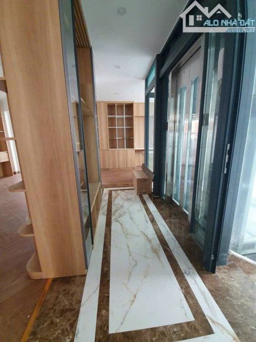 BÁN BIỆT THỰ KHU HIMLAM QUẬN 7,10M x 20M,KHU DÂN TRÍ CAO,AN NINH,BẢO VỆ 24/24 - 1