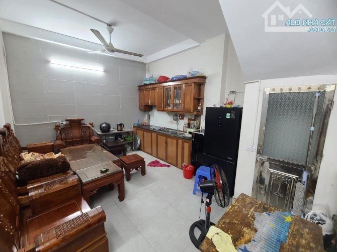 Bán đất tặng nhà 3 tầng La Phù gần trục chính, kinh doanh, 38m giá 4.95 tỷ - 1
