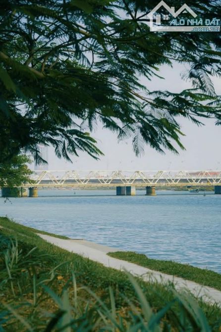 ĐẤT NỀN MẶT TIỀN VIEW SÔNG HƯƠNG THÀNH PHỐ HUẾ NHIỀU LÚC CÓ TIỀN MUA KHÔNG ĐƯỢC - 1