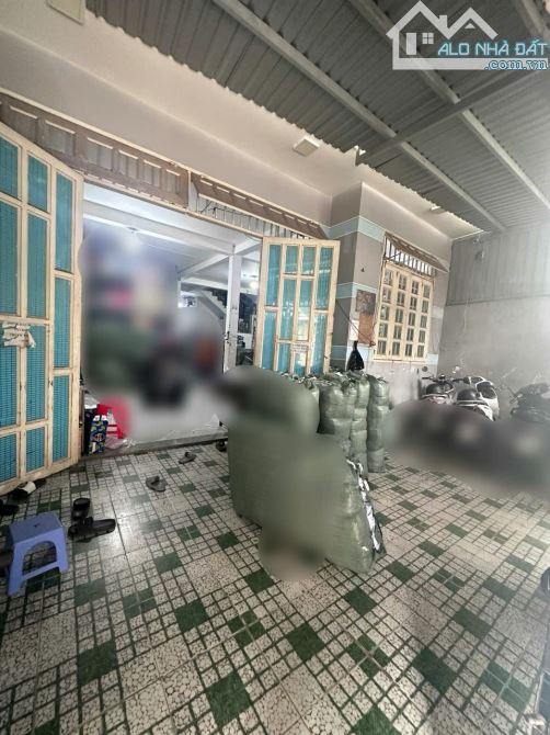 Nhà+ Xưởng hẻm xe hơi , gần KDC Tân Tiến , Kênh Tham Lương , 7.2x20 nở hậu 11m giá 7.99 tỷ - 1