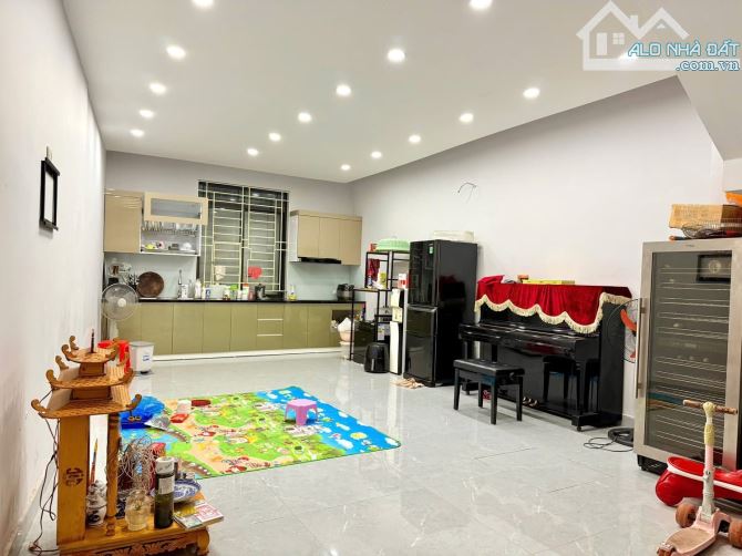 CẦN BÁN NHÀ PHỐ MỸ ĐÌNH_KHU VỰC SẦM UẤT_Ô TÔ ĐỖ CỬA_NHÀ ĐẸP_DIỆN TÍCH 88M_GIÁ 17 TỶ - 1