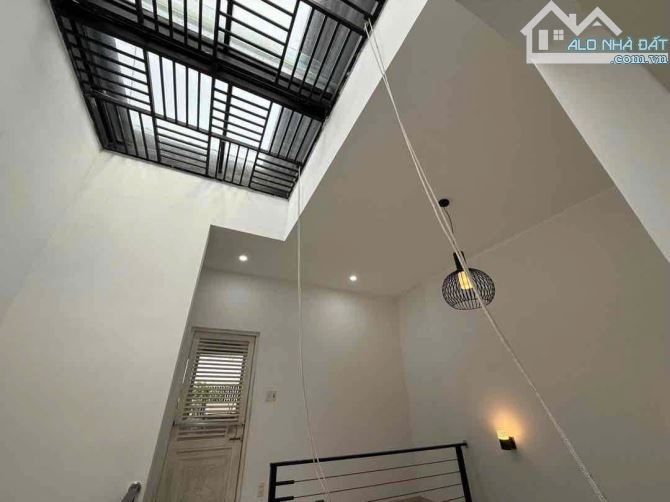 SIÊU ĐẦU TƯ NHÀ 3 TẦNG MẶT TIỀN LÝ NHÂN TÔNG- HẢI CHÂU- VỊ TRÍ SIÊU ĐẸP- KINH DOANH ĐỈNH- - 1