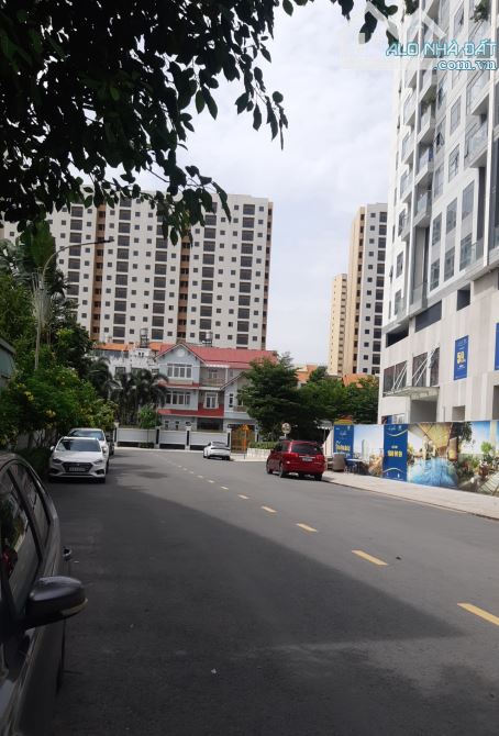 BÁN NỀN ĐẤT BIỆT THỰ  14x18 ĐƯỜNG LƯU ĐÌNH LỄ Q.2 - 1