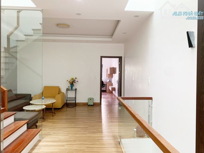 Nhà đẹp dân xây khu phân lô Tuyến 2 Quán Nam - Đặng Ma La. DT 100M2 x 4T - 1