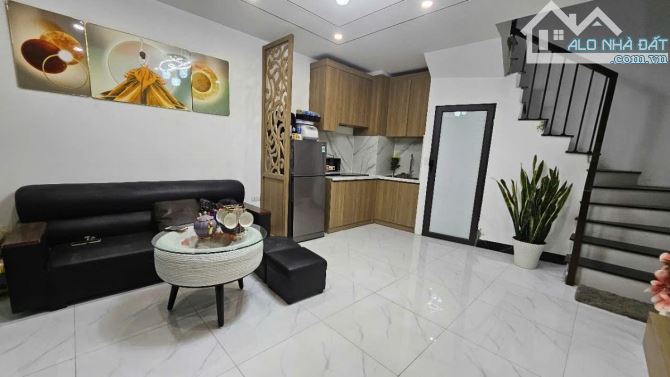 VŨ TRỌNG PHỤNG - THANH XUÂN- MT 4,3M- 10M THẲNG TẮP RA MẶT PHỐ - HAI THOÁNG - NHỈNH 7 TỶ - 1