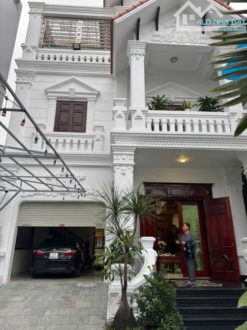 Biệt thự 600mx 4 tầng Ngô Gia Tự Văn Cao - 1