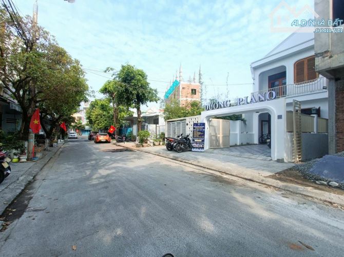 Cần bán nhà cấp 4 mặt tiền đường Bàu Tràm 3 gần Đại Học Ngoại Ngữ  - Khuê Trung- Cẩm Lệ - 1