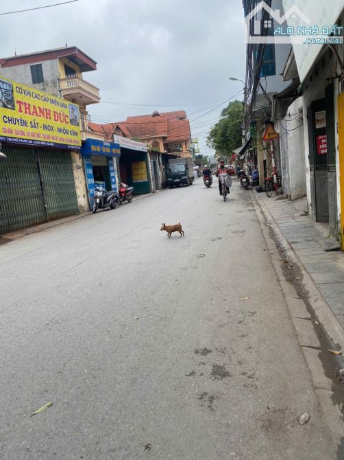 Mảnh đất đẹp phố Thanh Am Long Biên, 44m2, mt4.5m, 5.9 tỷ, sổ vuông, lô góc, ô tô