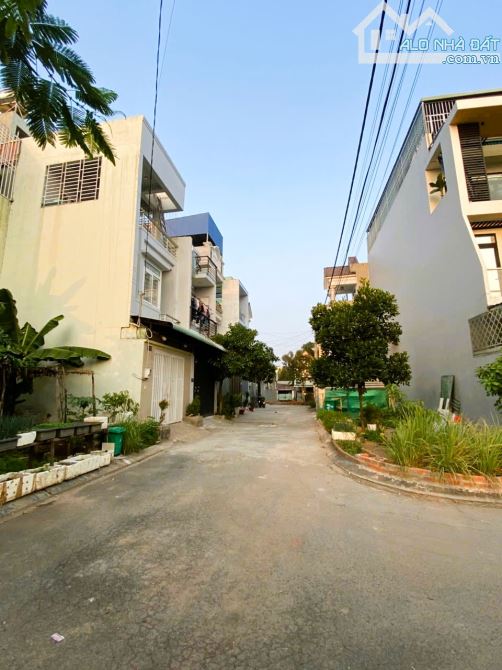 NHÀ 2 TẦNG ĐẸP-NGAY NGUYỄN DUY TRINH, LONG TRƯỜNG, Q9-56M²-HẺM XE HƠI-Ở NGAY-CHỈ 4.75TỶ - 1