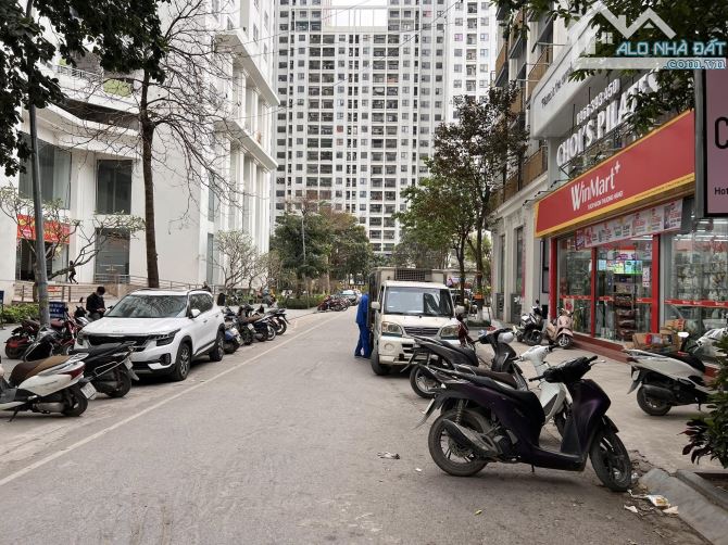 Biệt thự khủng 8 tầng view tháp đôi Tecco Tứ Hiệp TT, Dt 230m, Mt 14m, giá 68 tỷ - 1
