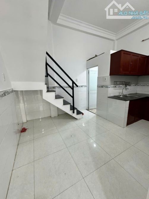 Bán nhà 1369/... Phan Văn Trị, F10, Gò Vấp 56m2,, 2 tầng, 4PN, 4WC, nhỉnh 5 tỷ - 1
