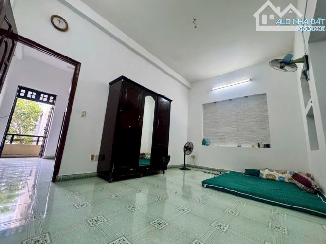 Cần bán gấp biệt thự - sân vườn - diện tích khủng -123m2 chỉ 8tỷ6 - 12
