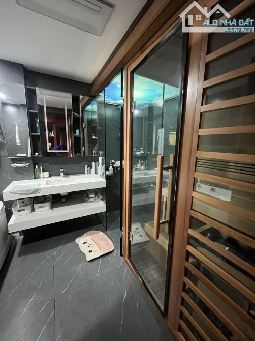 Siêu phẩm 6 tầng thang máy,lô góc 3 mặt đường,MT 20m,gần hồ Linh Đàm,KD đỉnh cao, 52.5 tỷ - 16