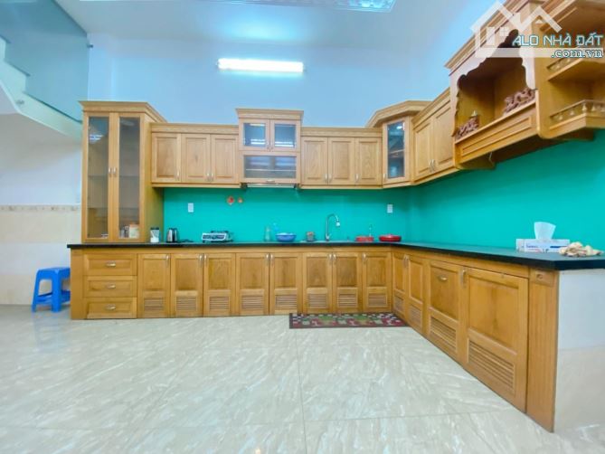 SIÊU PHẨM HẺM XE TẢI,NGAY BỐN XÃ,LÊ VĂN QUỚI,4 TẦNG,72M2,4PN,CHỈ 7xx - 2