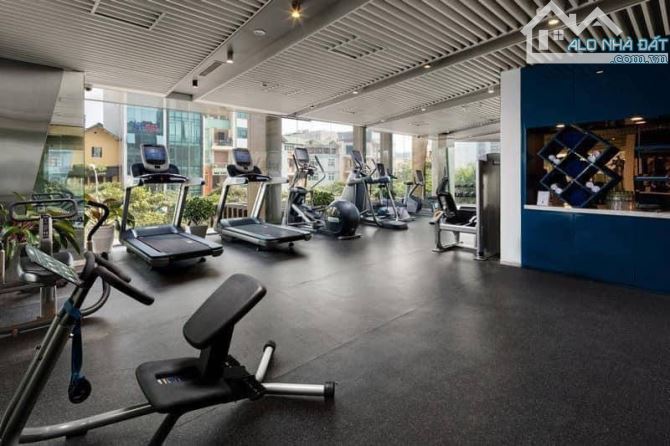 Bán khách sạn 4 sao Duy Tân Cầu Giấy 2000m 20 tầng MT60m giá 1300 tỷ vỉa hè 6m,đường 12m
