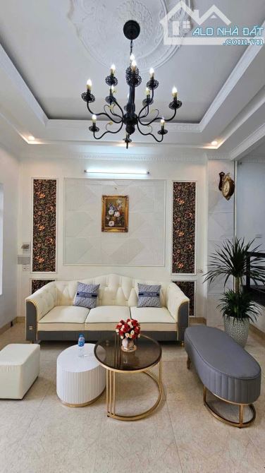 Bán nhà 3 tầng xây mới Nguyễn khuyến - 2