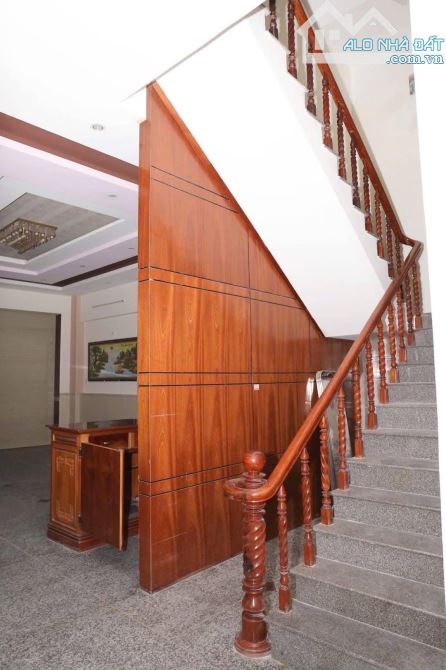 Bán khách sạn 6 tầng đường nguyễn thị định phường nguyễn văn cừ quy nhơn bình định - 2