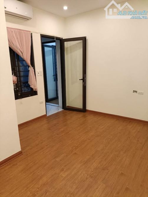 Chính chủ cần bán nhà phố Xã Đàn, 20m ra phố, ở thoáng, ngõ rộng DT 30m2 4T MT 6m giá 5ty8 - 2
