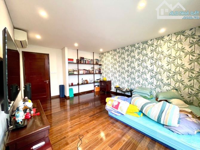 Nhà phân lô Minh Khai gần Time City, dt 100m, 5 tầng, mt 8m, giá 28tỷ - 2