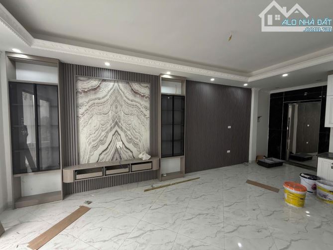 Nhà Quận Hoàng Mai ô tô thang máy kinh doanh - 2