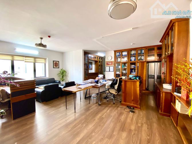 Hạ sốc bán rất GẤP! căn hộ CC Nguyễn Chí Thanh Đống Đa, tầng đẹp, DT155m, giá 11.2 tỷ - 2