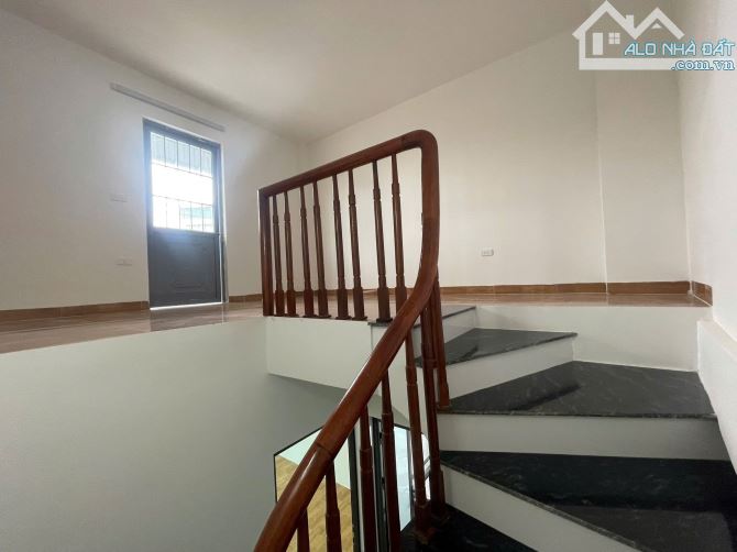 Bán nhà ngõ 141 Giáp Nhị, Hoàng Mai, 30m2x5T, giá nhô 6 tỷ, xây mới 100% - 2