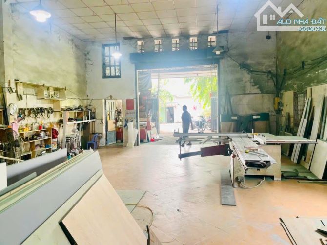 BÁN GẤP XƯỞNG 8X24M - MẶT TIỀN BÀ ĐIỂM - GẦN PHAN VĂN HỚN - CHO THUÊ 15TR - HƠN 5 TỶ  -RẺ - 2