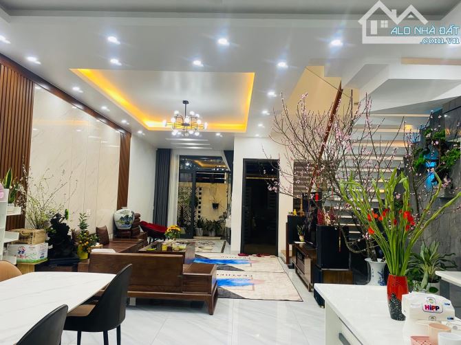 Siêu hiếm phố Kim Đồng, quận Hoàng Mai. Phân lô - ô tô tránh - vỉa hè kinh doanh - 1