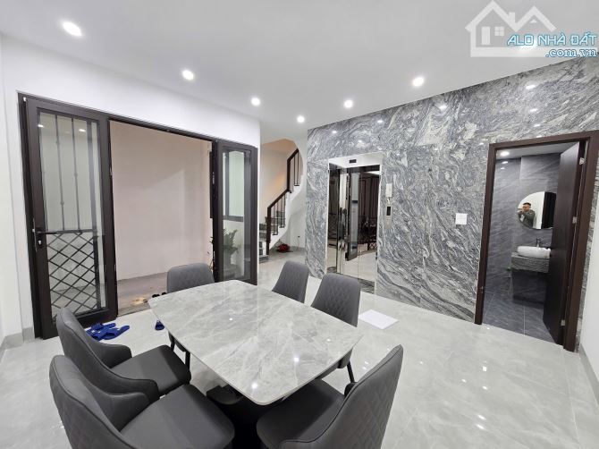 NGUYỄN VĂN CỪ-NGỌC LÂM 40M 6T GIÁ 9.15ty THANG MÁY FULL NỘI THẤT XÂY ĐỘC LẬP 3 NGỦ RẺ - 2