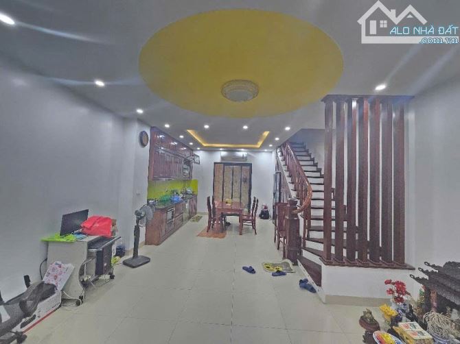 LIỀN KỀ KĐT AO SÀO, HOÀNG MAI, NHÀ ĐẸP VỪA Ở VỬA KINH DOANH CỰC ĐẸP , 70M,5T,MT5M, 20 TỶ - 2
