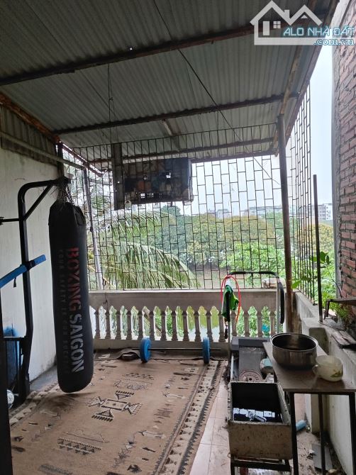 BÁN NHÀ 3 TẦNG - 2 MẶT TIỀN - VIEW HỒ SINH THÁI DƯƠNG VĂN BÉ - Ô TÔ ĐỖ CỬA - 2